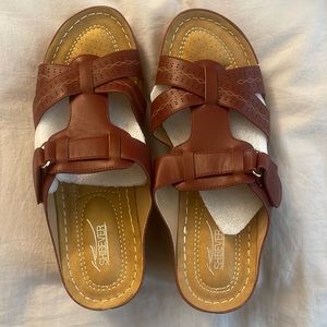 Shibever women’s sandel wedges